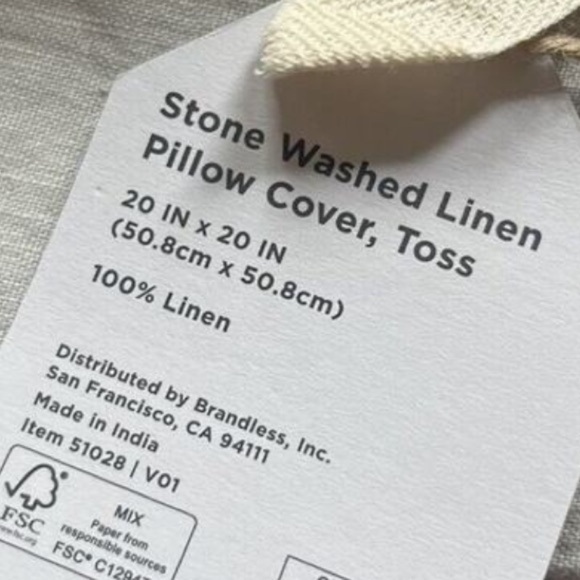 FERN 100% Linen Pillow Covers Charcoal Gray 20 in.² Accent Pillowcase - Picture 12 of 13